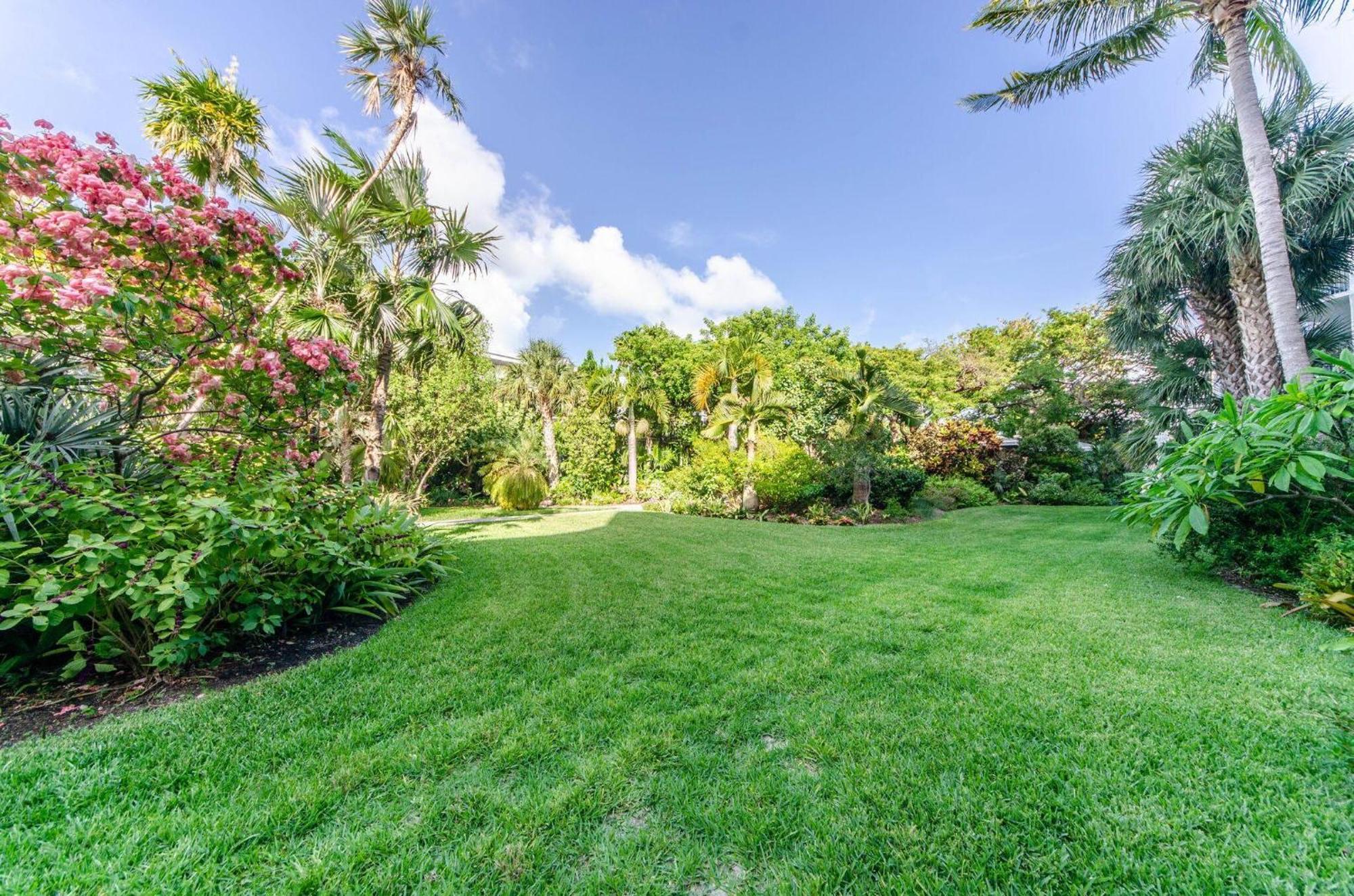 Beautifully Renovated Summer Of 2020 Come And Enjoy This Lovely Unit Key West Exterior photo